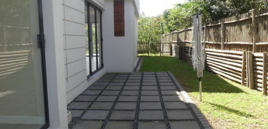 Lake Marion Palm Lakes Family Estate