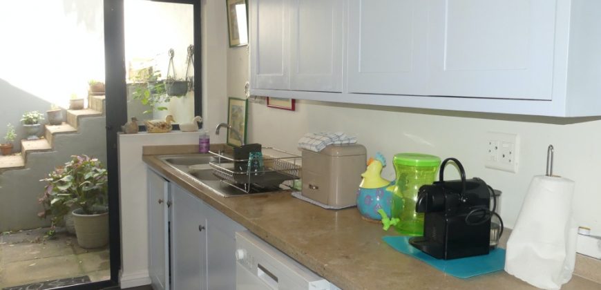 Magnificent large family home in Dunkirk Estate